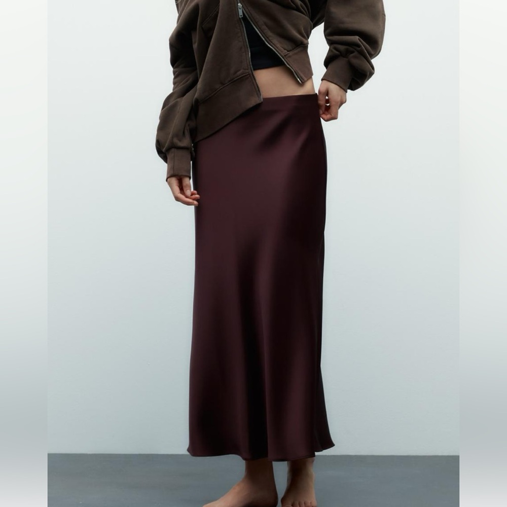 Zara Satin Effect Midi Skirt